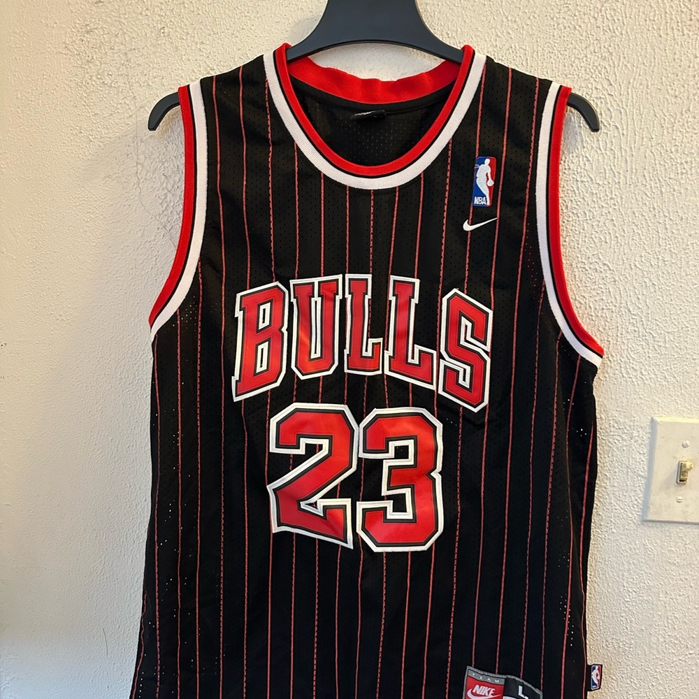 Nike Chicago Bulls Michael Jordan #23 Black Pinstripe Jersey | Size L +2 Length